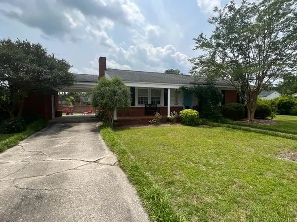 1108 N Park Ave, Dunn, NC 28334