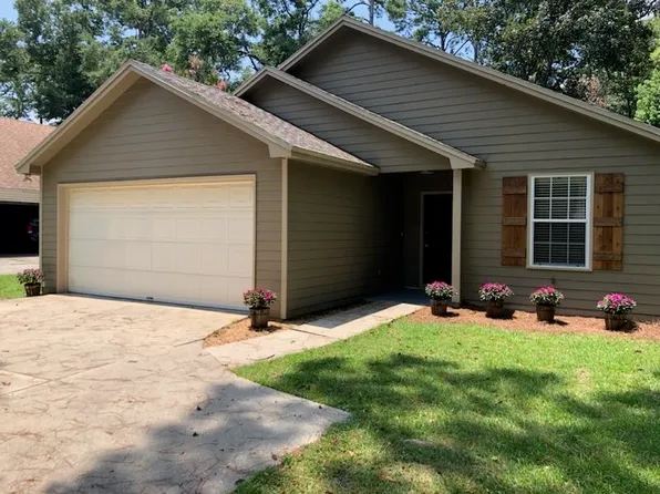 8311 Hunters Ridge Trl, Tallahassee, FL 32312