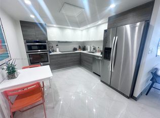 250 174th St APT 1708, Sunny Isles Beach, FL 33160