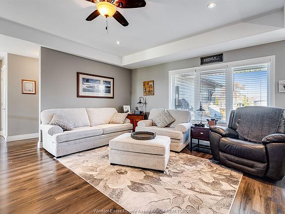 5th image of 350 Sellick Dr