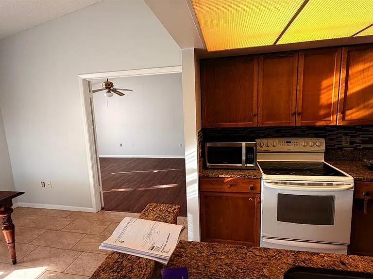 1428 Skybolt Ct #26 — Photo 5