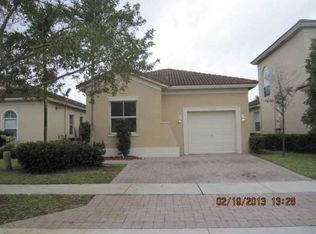 2306 NE 37th Rd, Homestead, FL 33033