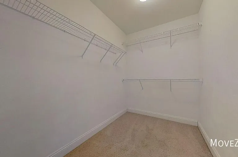 1718 Heatherstone Ln — Photo 22
