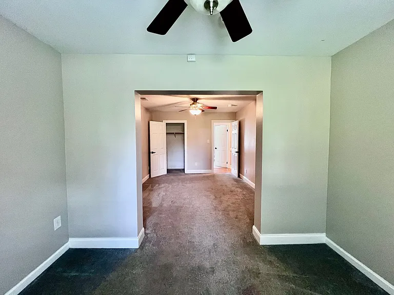684 Orangewood Dr — Photo 20