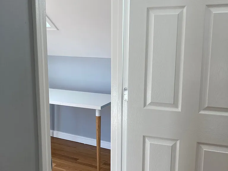 16 Aberdeen Ave #16 — Photo 3