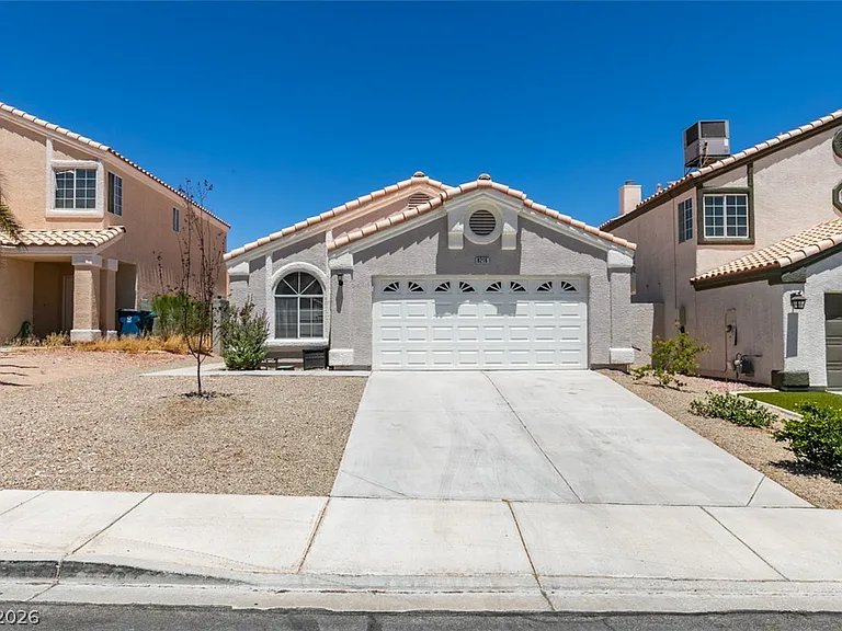 8216 Ogee Dr — Photo 1