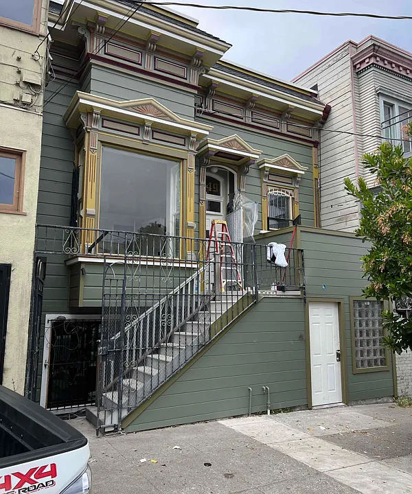 1649 La Salle Ave #1649