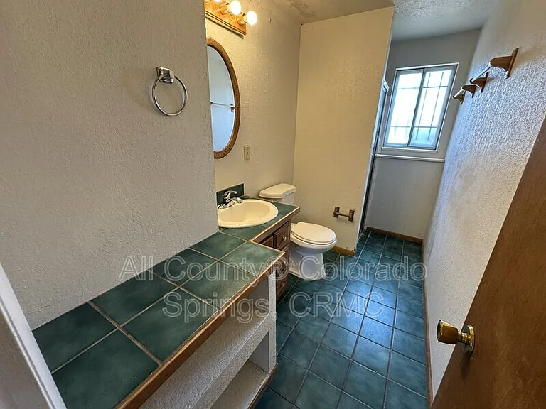1237 Chiricahua Dr — Photo 22