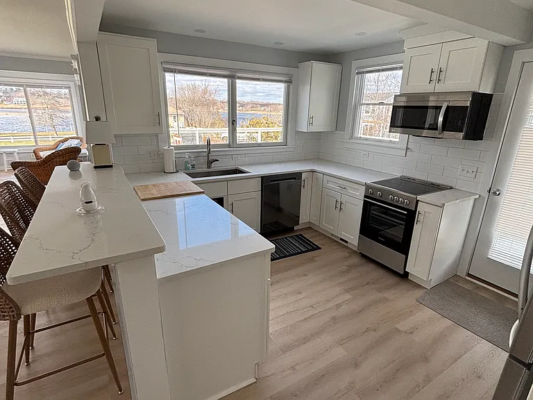 53 Bayberry Rd — Photo 16