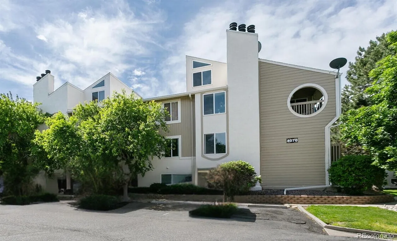 4070 S Atchison Way — Photo 1