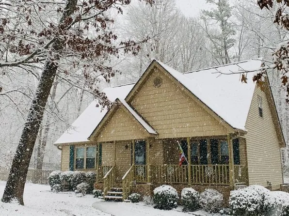 9214 Sugar Pine Dr, Soddy Daisy, TN 37379