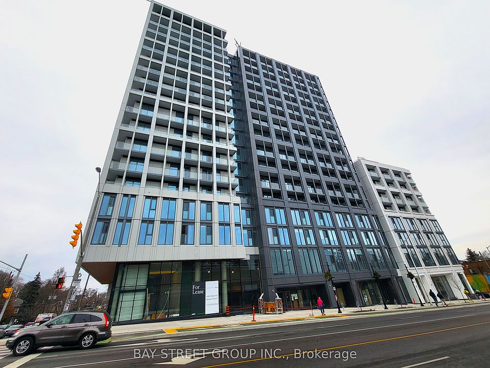 1st image of 2020 Bathurst St #1222