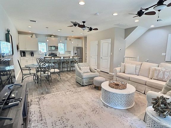 3rd image of 14504 Salt Meadow Dr