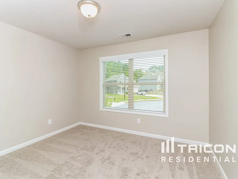 Tricon Macland Township — Photo 43