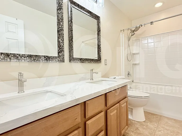 16325 N 73rd Dr — Photo 17
