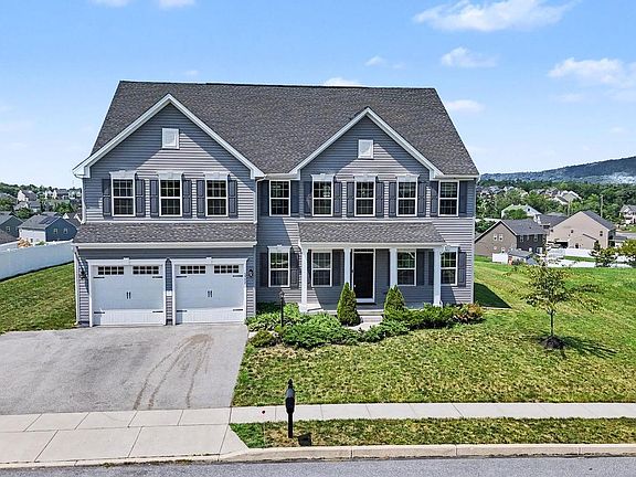 2nd image of 3992 Sunset Rd