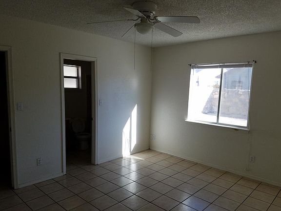 4th image of 12116 Royal Woods Dr