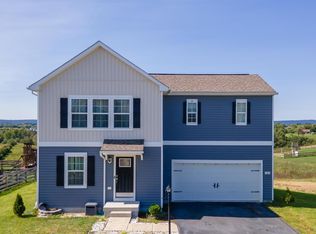 124 Muscovoy Dr, Bunker Hill, WV 25413