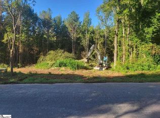 104-106 Heatherwood Dr, Gray Court, SC 29645