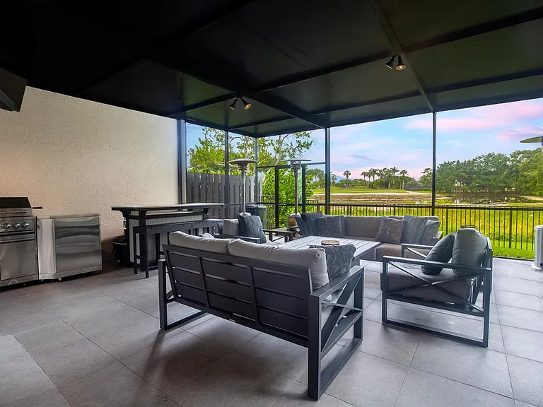 8216 Heritage Club Dr — Photo 1