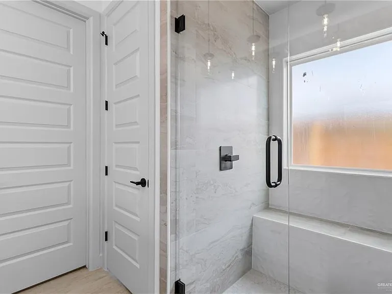 1201 Dolores St — Photo 14