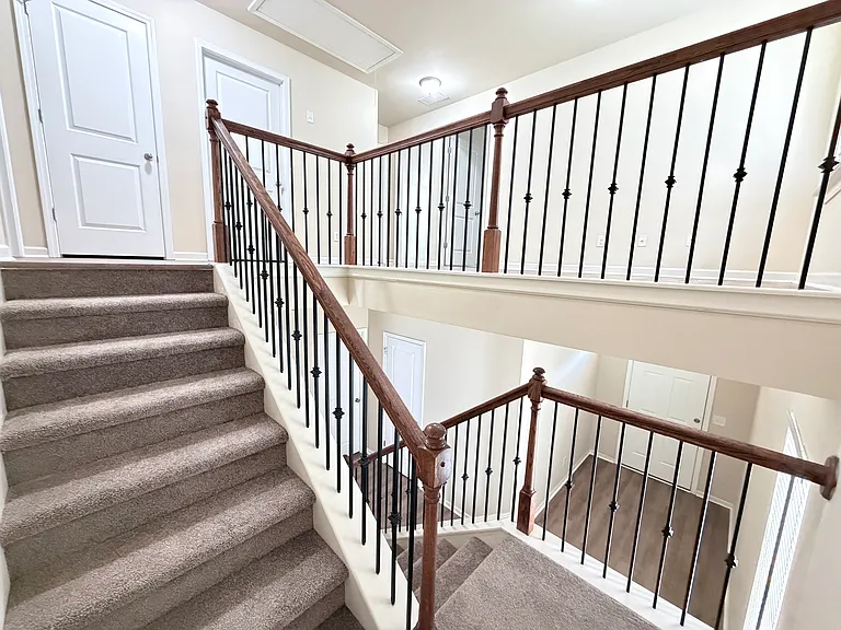 206 Highland Village Ln — Photo 18