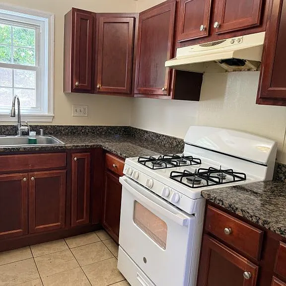 14700 Cardigan Sq — Photo 5