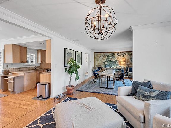 5th image of 12 Jomar Road