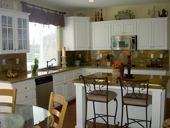 Custom Granite and cabinets