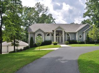 1933 Backbone Rd, Sparta, TN 38583