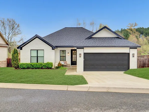 215 Windcrest Cir, Hot Springs, AR 71913