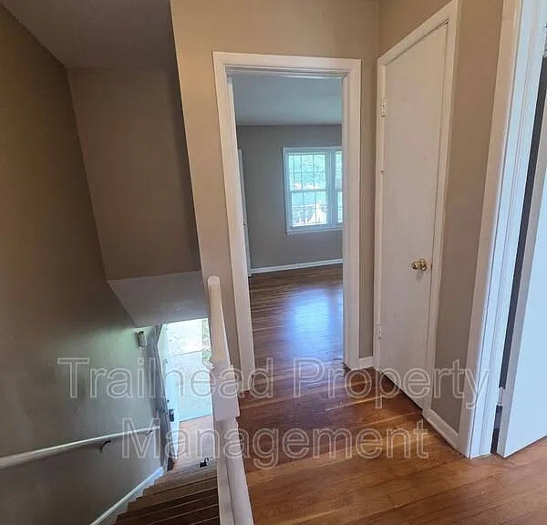 1223 N Cottage St — Photo 9