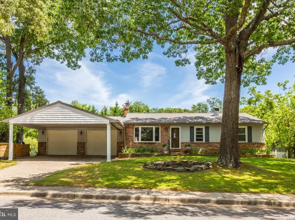 225 New York Ave, Pasadena, MD 21122