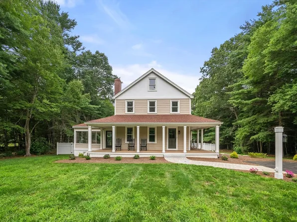 18 Phillips Rd, Pembroke, MA 02359