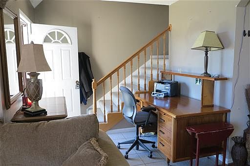 4th image of 111 Janna Ln