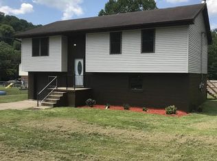 523 Lynn Rd, Kenova, WV 25530