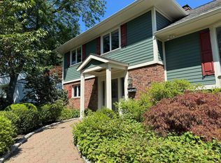 7 Country Ridge Dr, Rye Brook, NY 10573