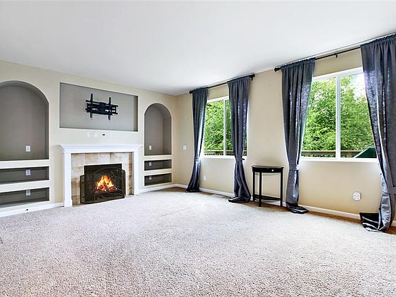 3rd image of 13618 74th Avenue Ct E