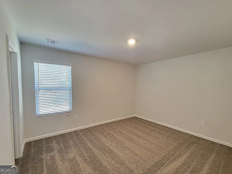 617 W Vincent Dr — Photo 8