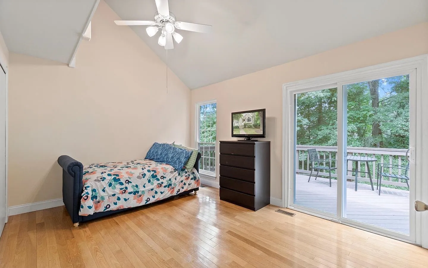 6125 Stonepath Cir — Photo 3