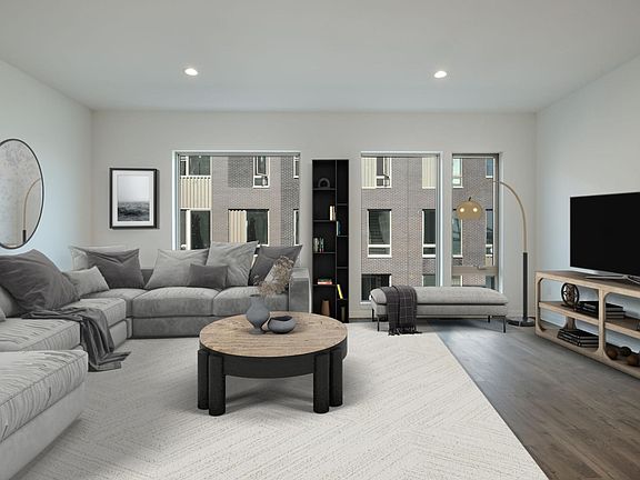 3rd image of 3210 Parkview Ln