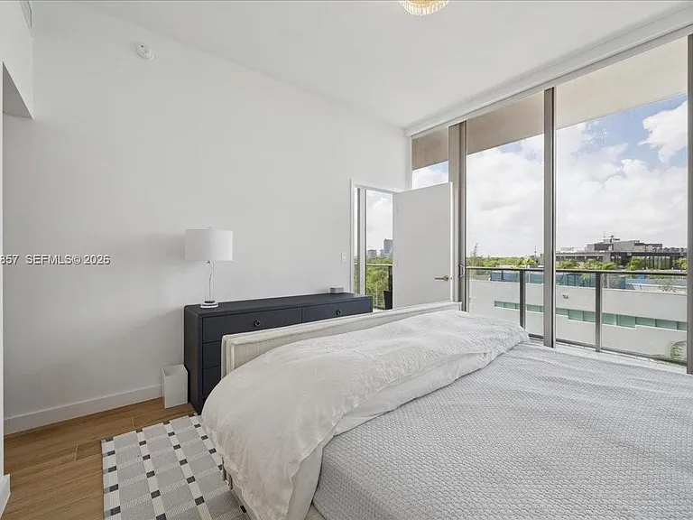 2678 Tigertail Ave #501 — Photo 13