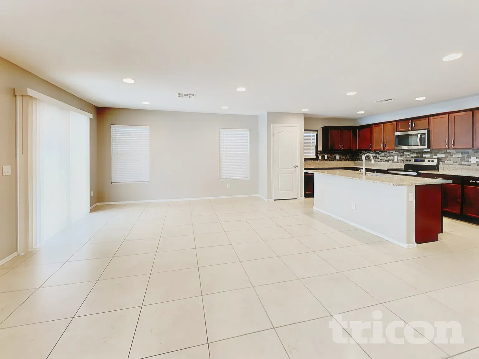 16383 W Latham Street Goodyear AZ — Photo 3