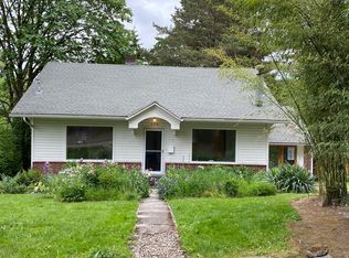 9104 SW 40th Ave, Portland, OR 97219