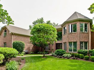 907 S Beverly Ln, Arlington Heights, IL