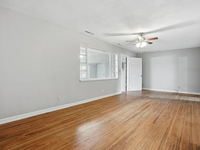 345 Brannan Rd — Photo 10
