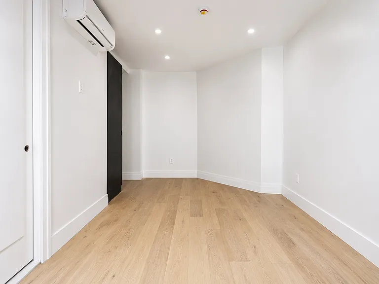 371 Broome St #12 — Photo 4