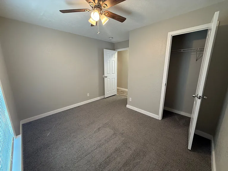 Arbor Springs — Photo 16