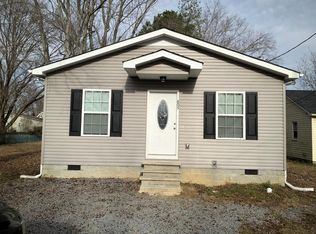 805 E Warren St, Tullahoma, TN 37388