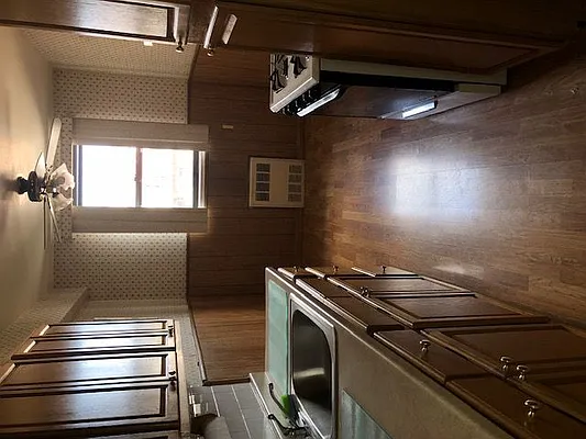 Sold by Dom Realty | media 2